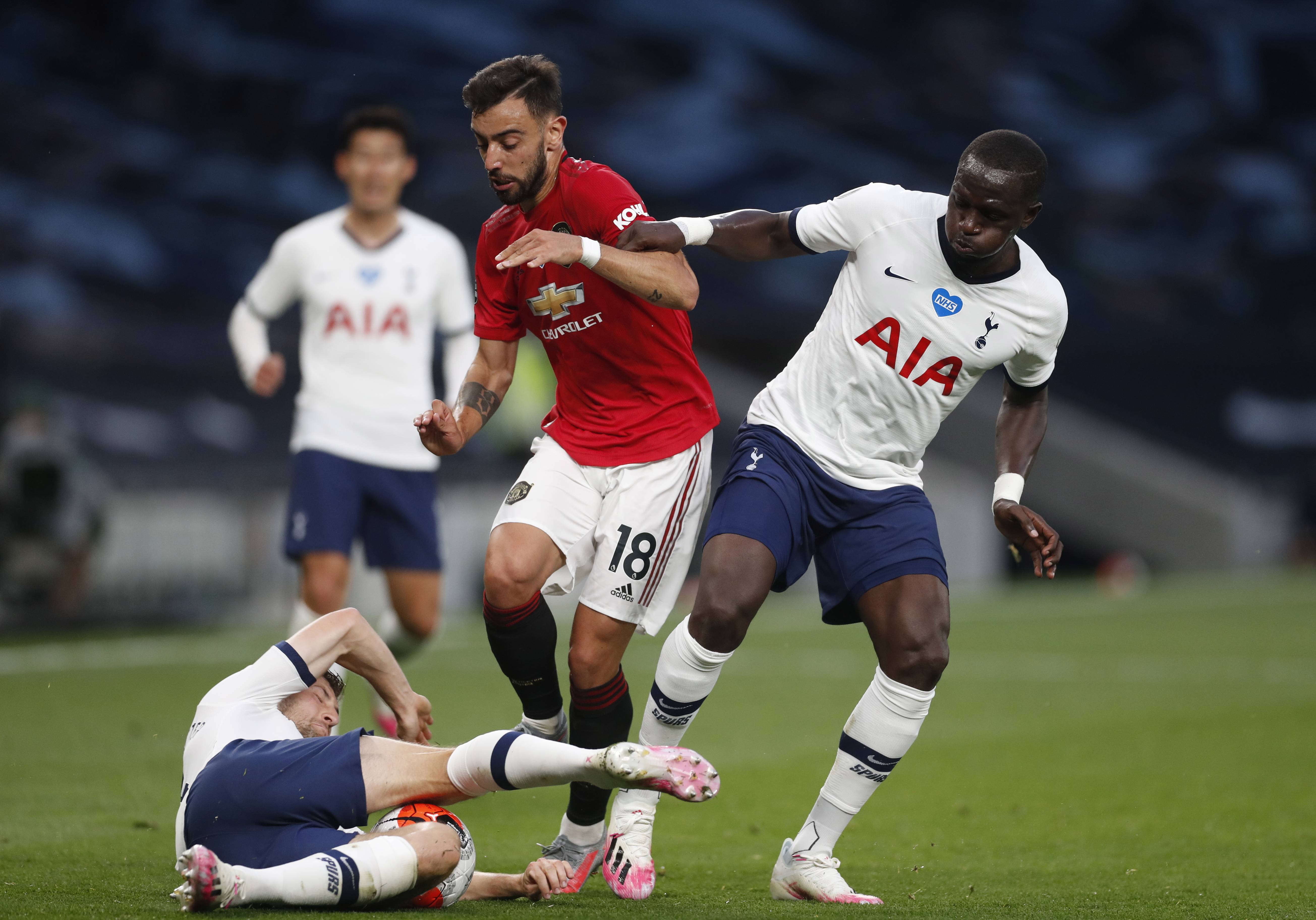 端打出了经 端打出了经